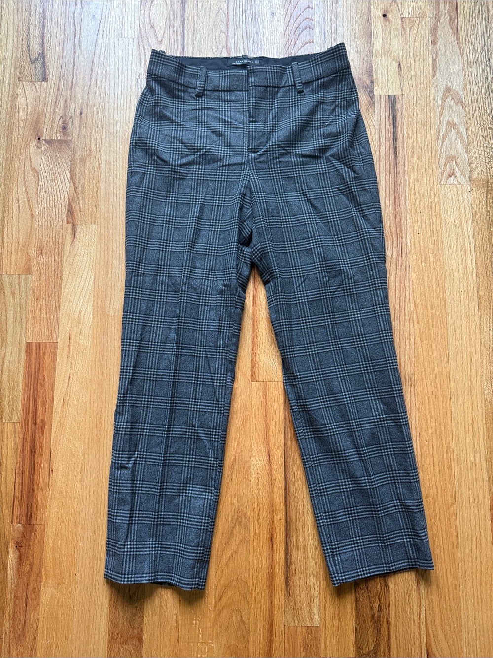 Zara Woman Gray Plaid Straight-Leg Trousers brand new with tags XS